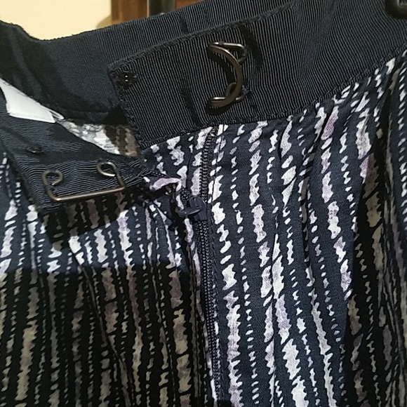 LOFT blue and white skirt C32 - Picture 4 of 5